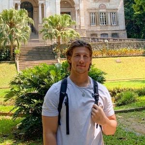 Meet your Posher, Alec